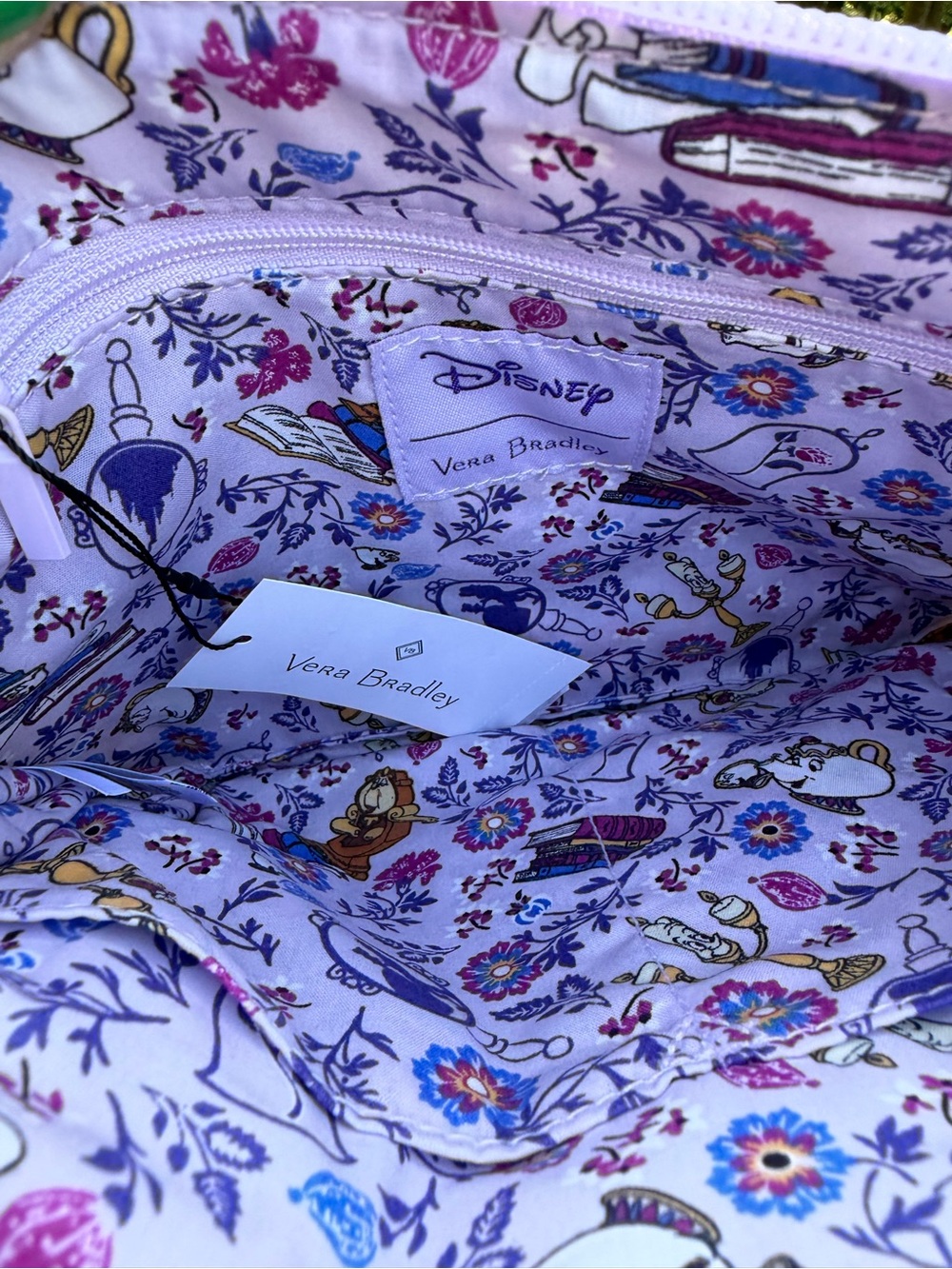 Disney Vera Bradley Belle Floral Triple Compartment Crossbody NWT small stain - Picture 6 of 11